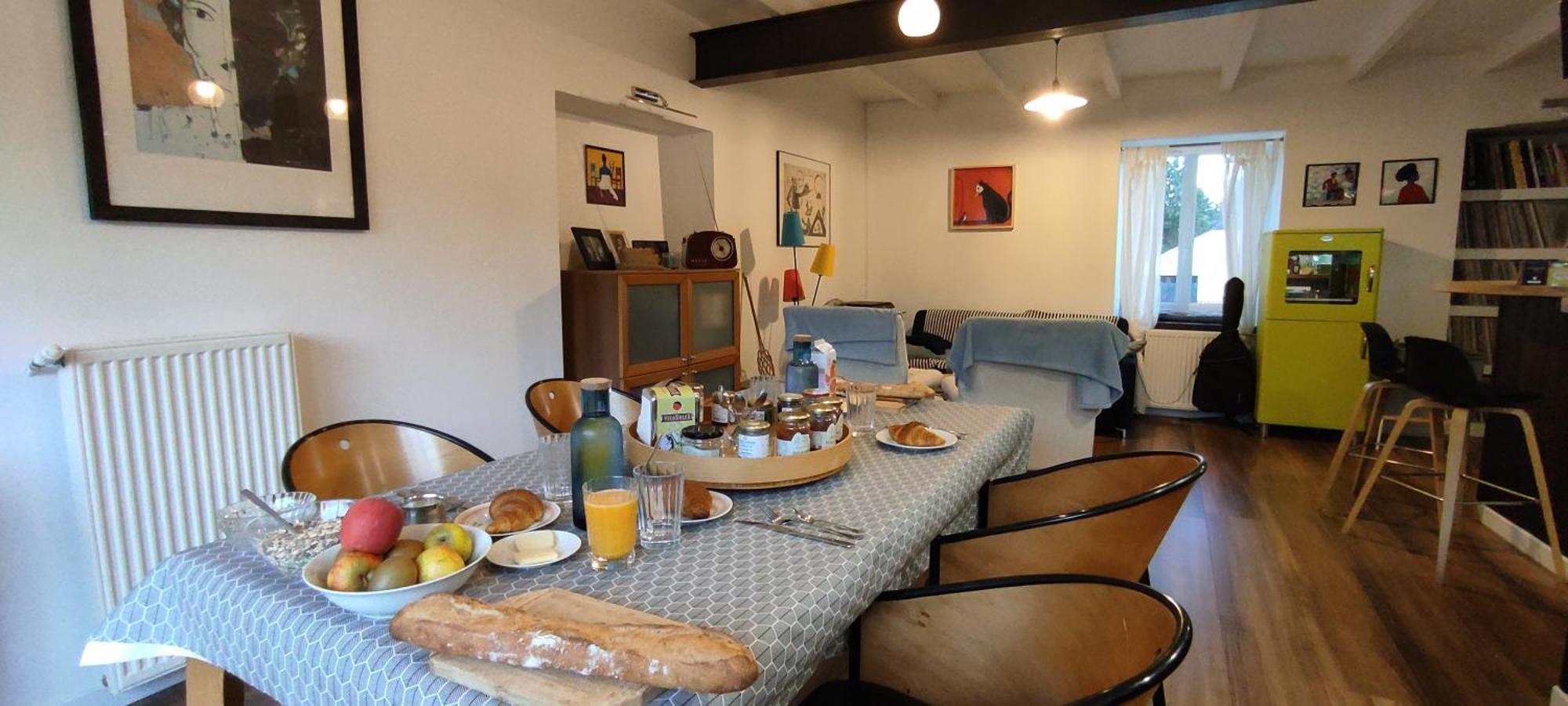 Le Petit Moulin Rouge, B&B, Sdb En-Suite, Parking Prive Gratuit Beauvoir  Eksteriør billede